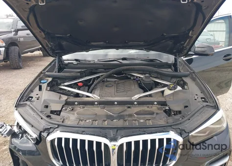 2022 BMW X5 xDrive40I z USA, uszkodzony, nr VIN 5UXCR6C00N9L85501